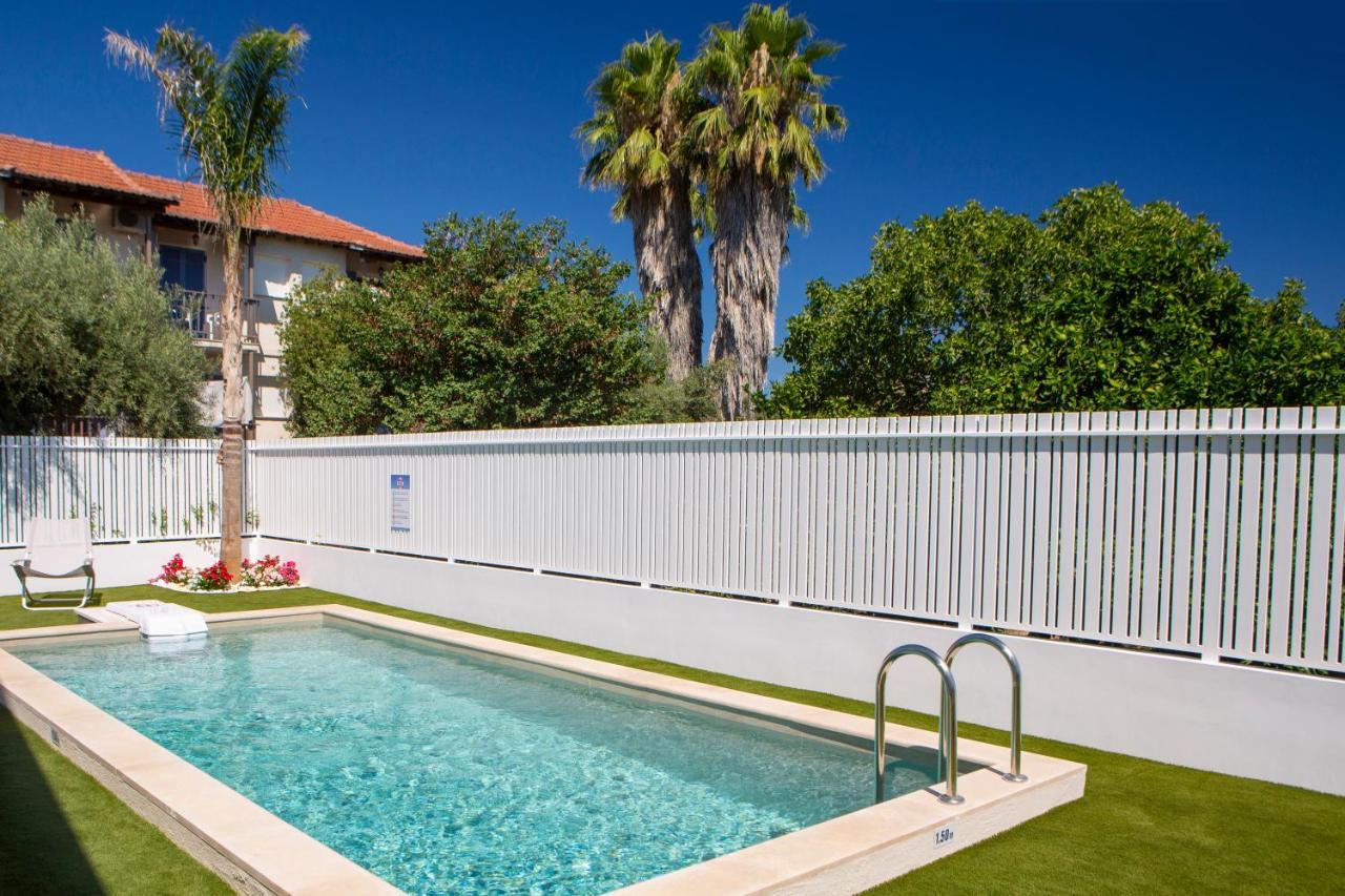 The Quad Luxury Villas Lygia  Eksteriør bilde