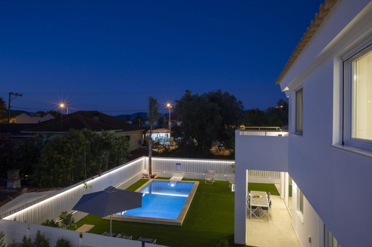 The Quad Luxury Villas Lygia  Eksteriør bilde